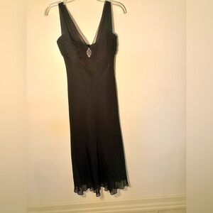 100% silk 3/4 length evening dress by Jones New York Size 4